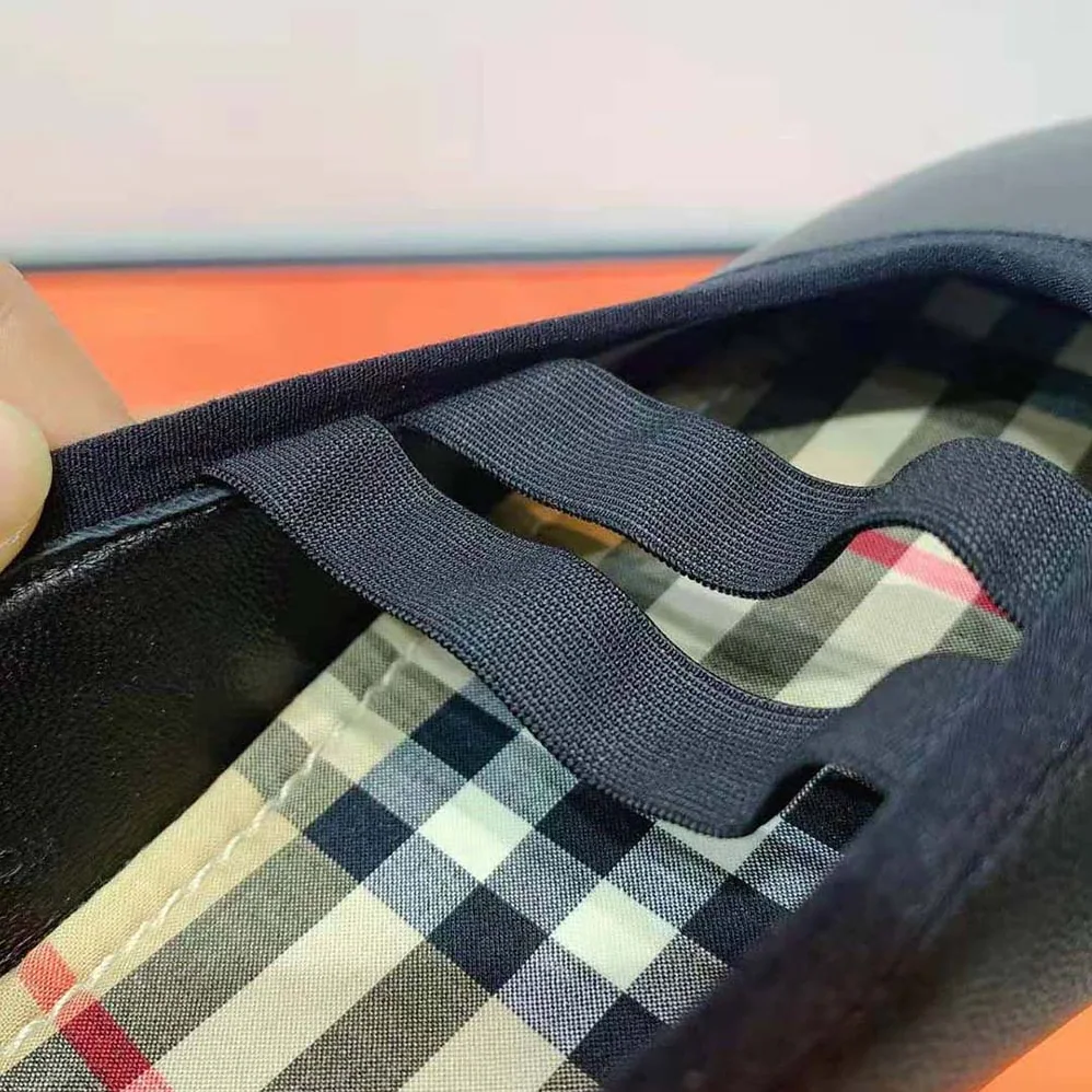 Burberry Logo Detail Vintage Check Cotton Ballerinas for Women in Black Burberry Logo Detail Vintage Check Cotton Ballerinas for Women in Black