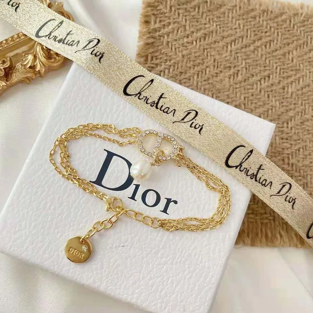 Dior Multi-chain Petit CD Bracelet Gold for Women in Finish Metal Dior Multi-chain Petit CD Bracelet Gold for Women in Finish Metal