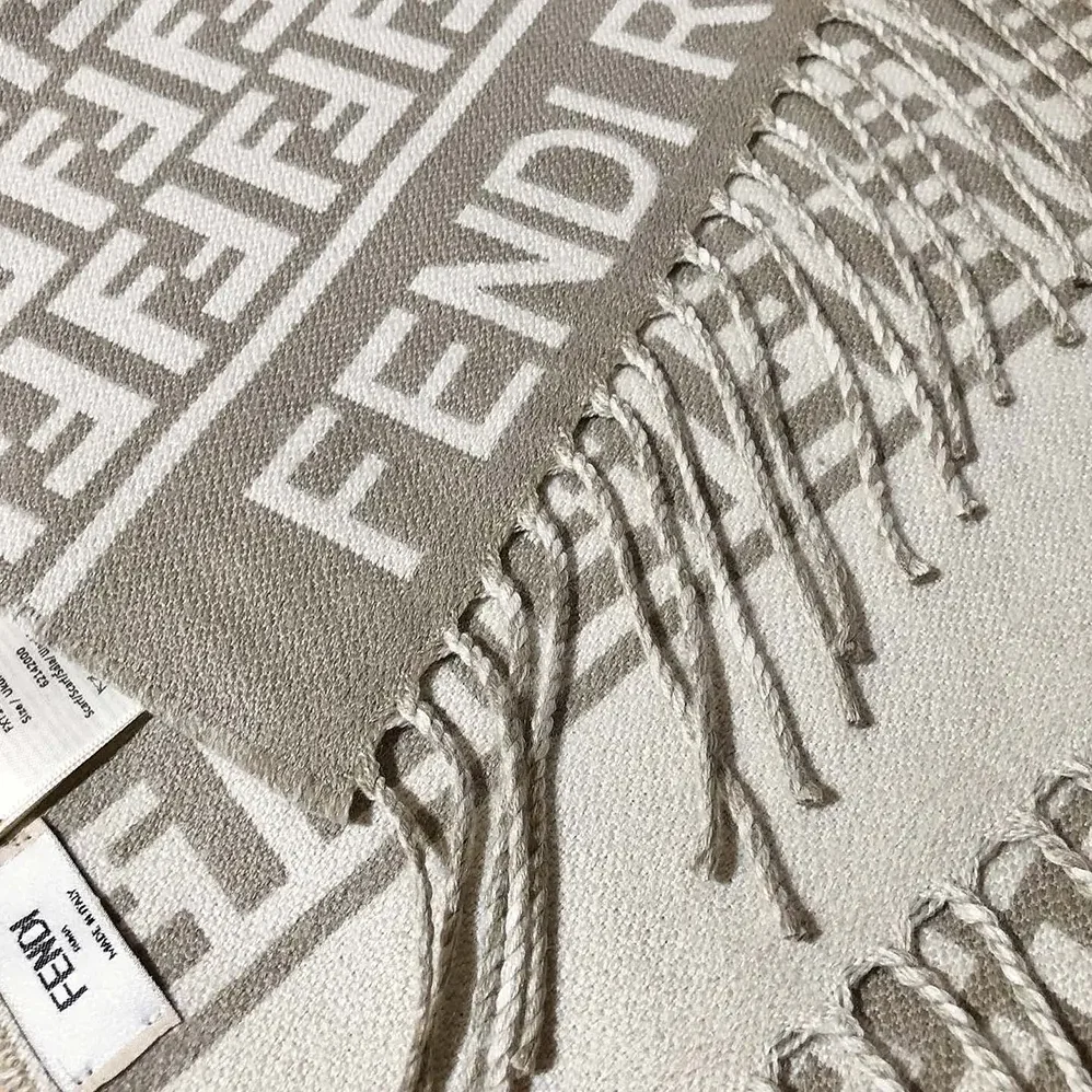 Fendi FF Scarf Dove Gray Wool and Cashmere Scarf for Unisex Fendi FF Scarf Dove Gray Wool and Cashmere Scarf for Unisex