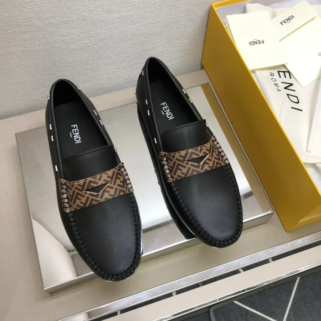Fendi Force Black Loafers 7D1473