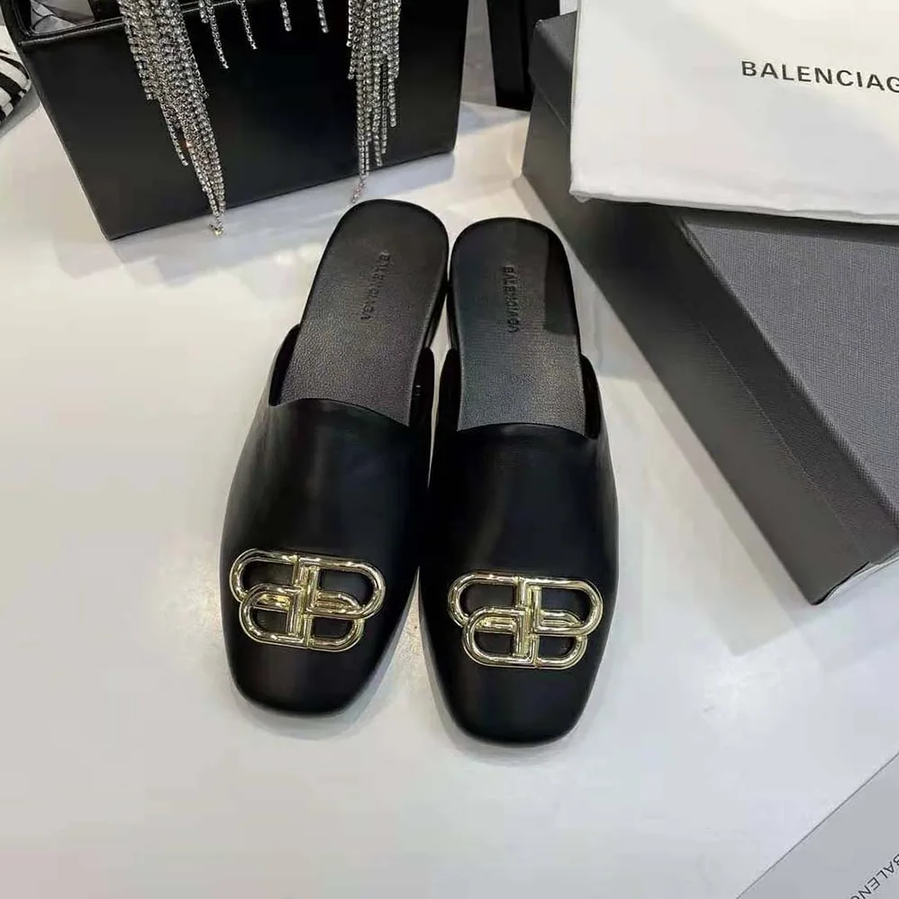 Balenciaga Cosy BB Slide in Black Smooth Calfskin Aged for Women in gold Hardware Balenciaga Cosy BB Slide in Black Smooth Calfskin Aged for Women in gold Hardware