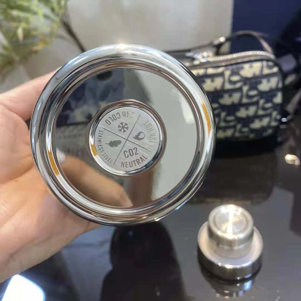 Dior Aqua Bottle with Shoulder Strap Off-White Grained Calfskin and Dior Oblique Stainless Steel for Unisex
