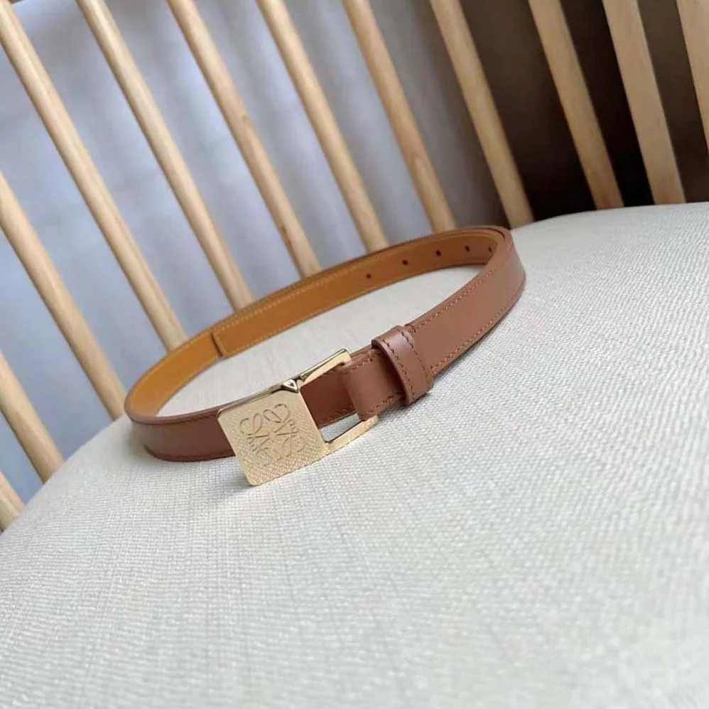 Loewe Amazona Padlock Belt in Smooth Calfskin for Women Loewe Amazona Padlock Belt in Smooth Calfskin for Women