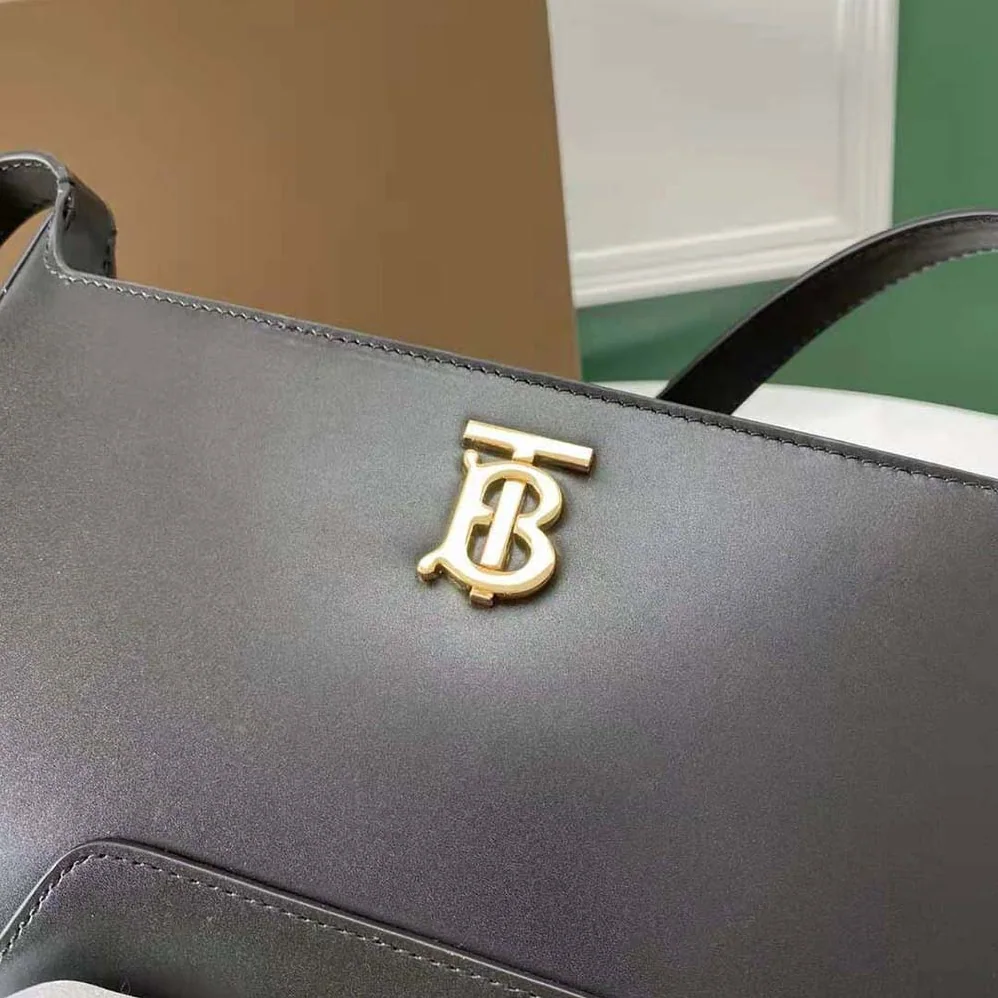 Burberry Leather TB Shoulder Bag for Women in Black Burberry Leather TB Shoulder Bag for Women in Black