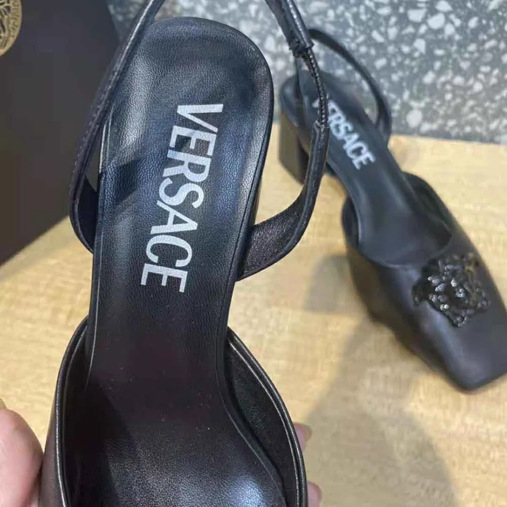 Versace La Medusa Leather Sling-Back Pumps for Women in Black