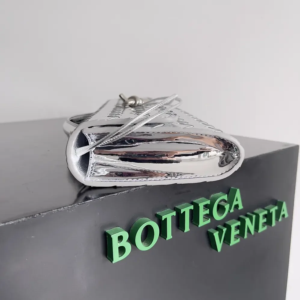 Bottega Veneta Andiamo Clutch in Intrecciato Leather for Women in Silver