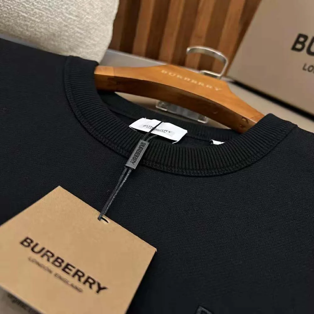 Burberry Check EKD Cotton Sweatshirt for Men in Black Burberry Check EKD Cotton Sweatshirt for Men in Black