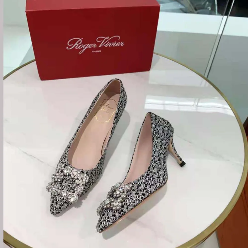 Roger Vivier Flower Strass Buckle Pumps in Fabrics for Women Roger Vivier Flower Strass Buckle Pumps in Fabrics for Women