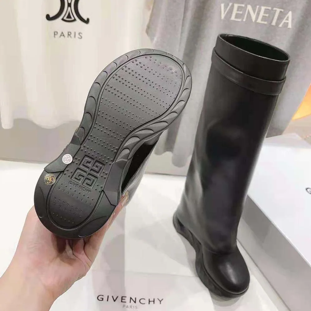 Givenchy Shark Lock Biker Boots in Grained Leather for Women in Black Givenchy Shark Lock Biker Boots in Grained Leather for Women in Black