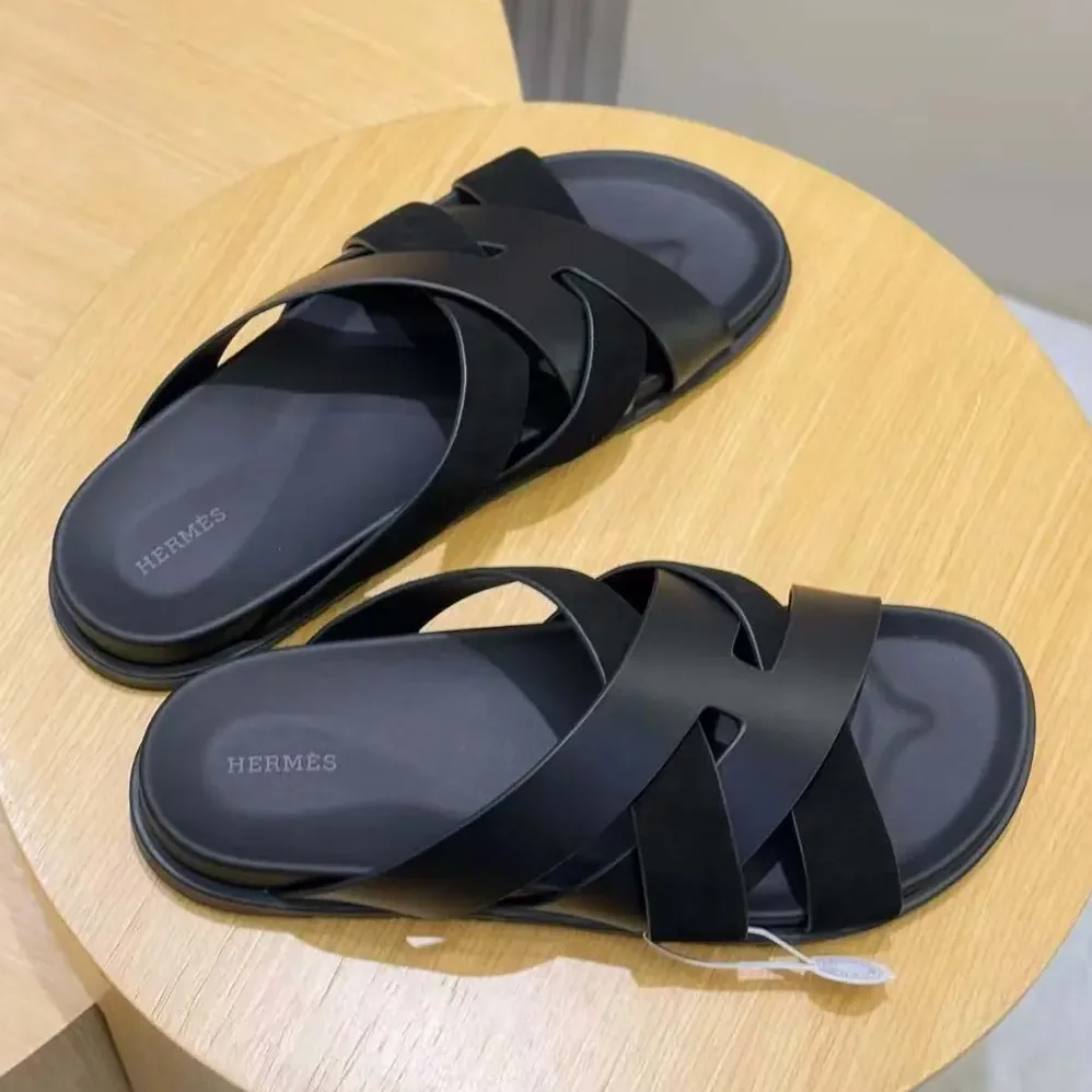 Hermes Kazimir Sandal for Unisex in Black