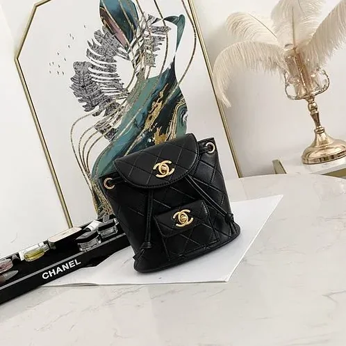 Chanel Small Vintage Duma Backpack Black / Chanel Small Vintage Duma Backpack Black /