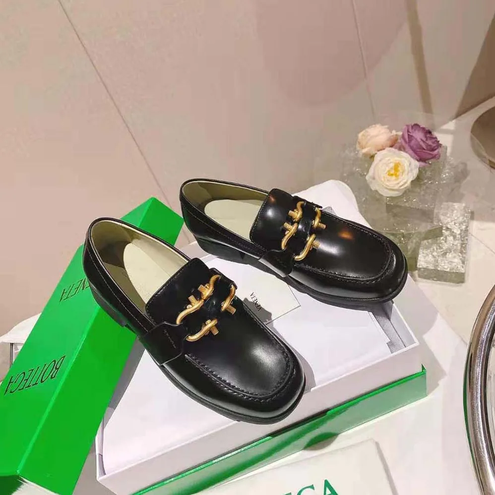 Bottega Veneta Monsieur Loafer in Calfskin Leather for Unisex in Black Bottega Veneta Monsieur Loafer in Calfskin Leather for Unisex in Black