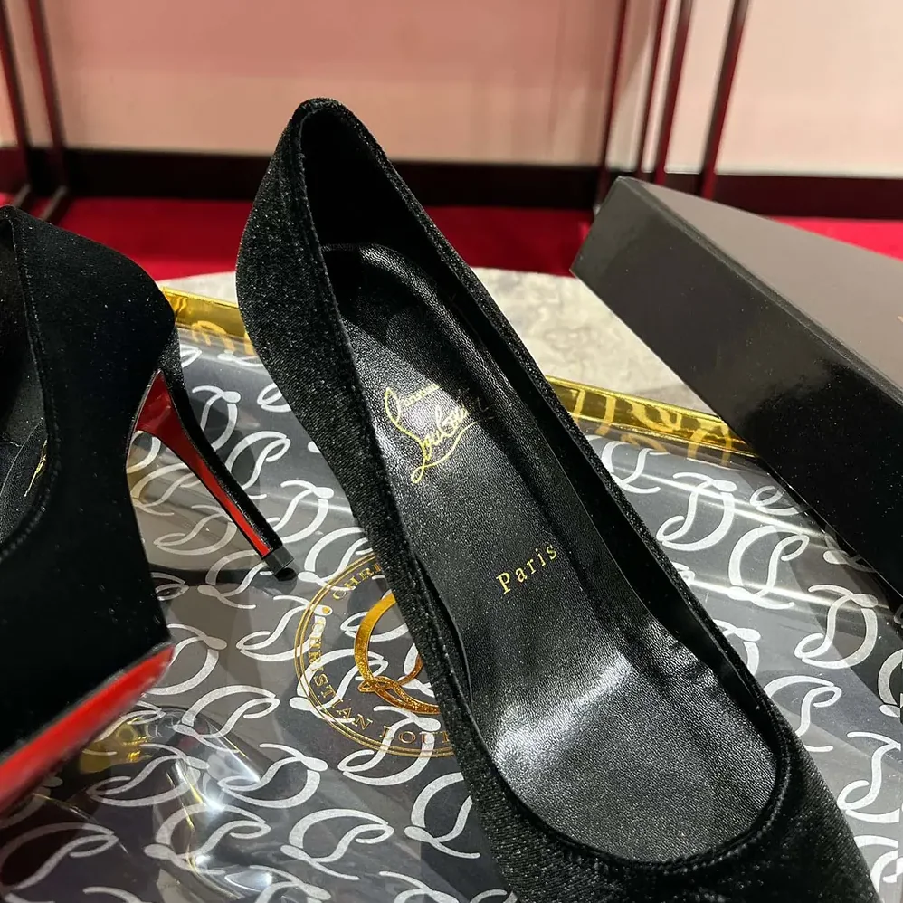 Christian Louboutin Kate 85 mm Pumps Veau Velours for Women in Black Christian Louboutin Kate 85 mm Pumps Veau Velours for Women in Black