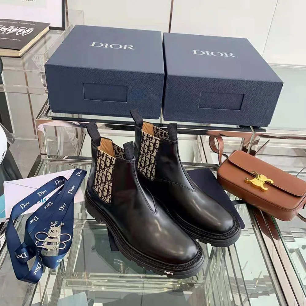 Dior Explorer II Chelsea Boot Black Polished Calfskin for Men Dior Explorer II Chelsea Boot Black Polished Calfskin for Men