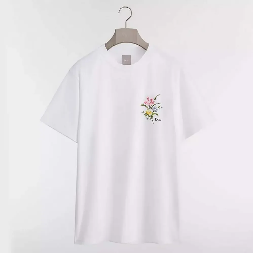 Dior T-Shirt with Dior Secret Garden Motif Relaxed Fit White Cotton Jersey for Women Dior T-Shirt with Dior Secret Garden Motif Relaxed Fit White Cotton Jersey for Women