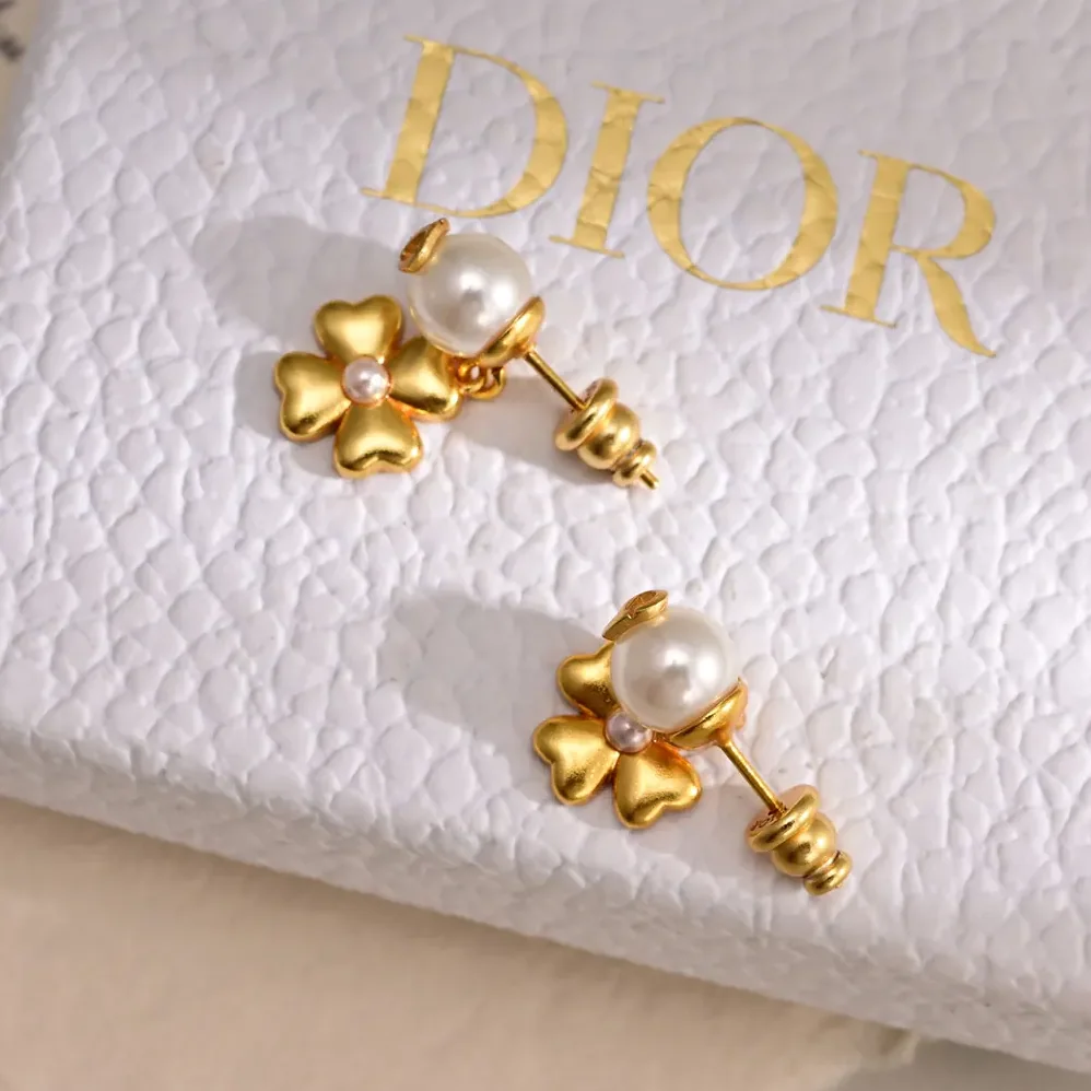 Dior Lucky Dior Earrings Gold-Finish Metal and White Resin Pearls for Women Dior Lucky Dior Earrings Gold-Finish Metal and White Resin Pearls for Women