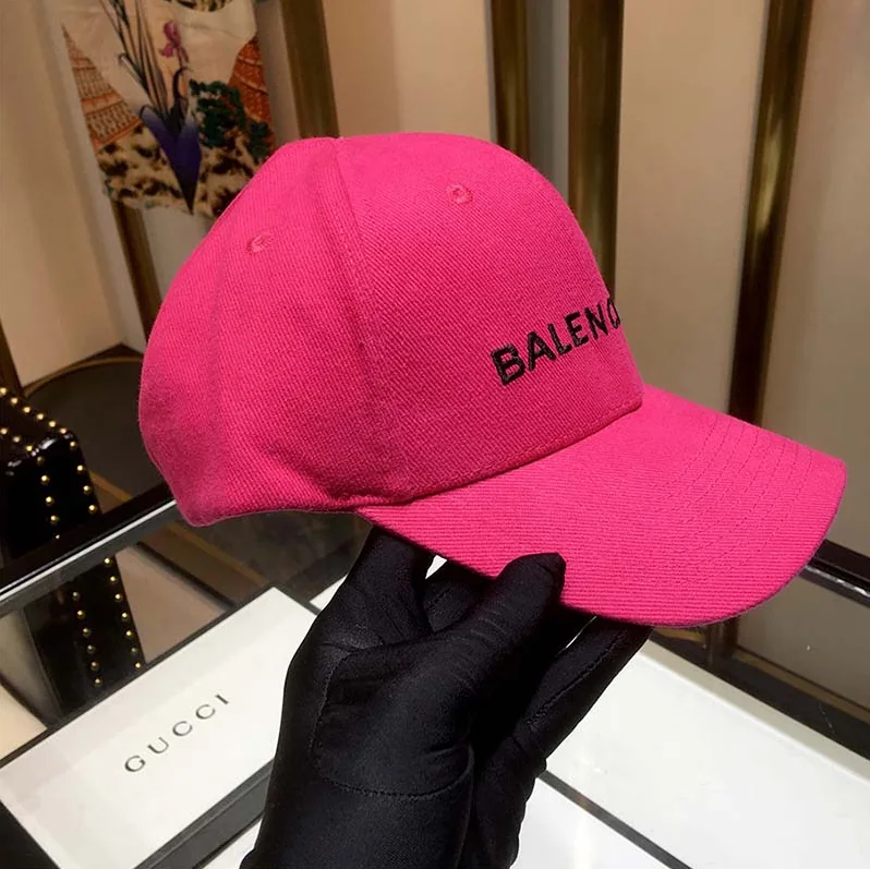 Balenciaga Classic Baseball Cap with Balenciaga Embroidered Logo for Unisex in Pink