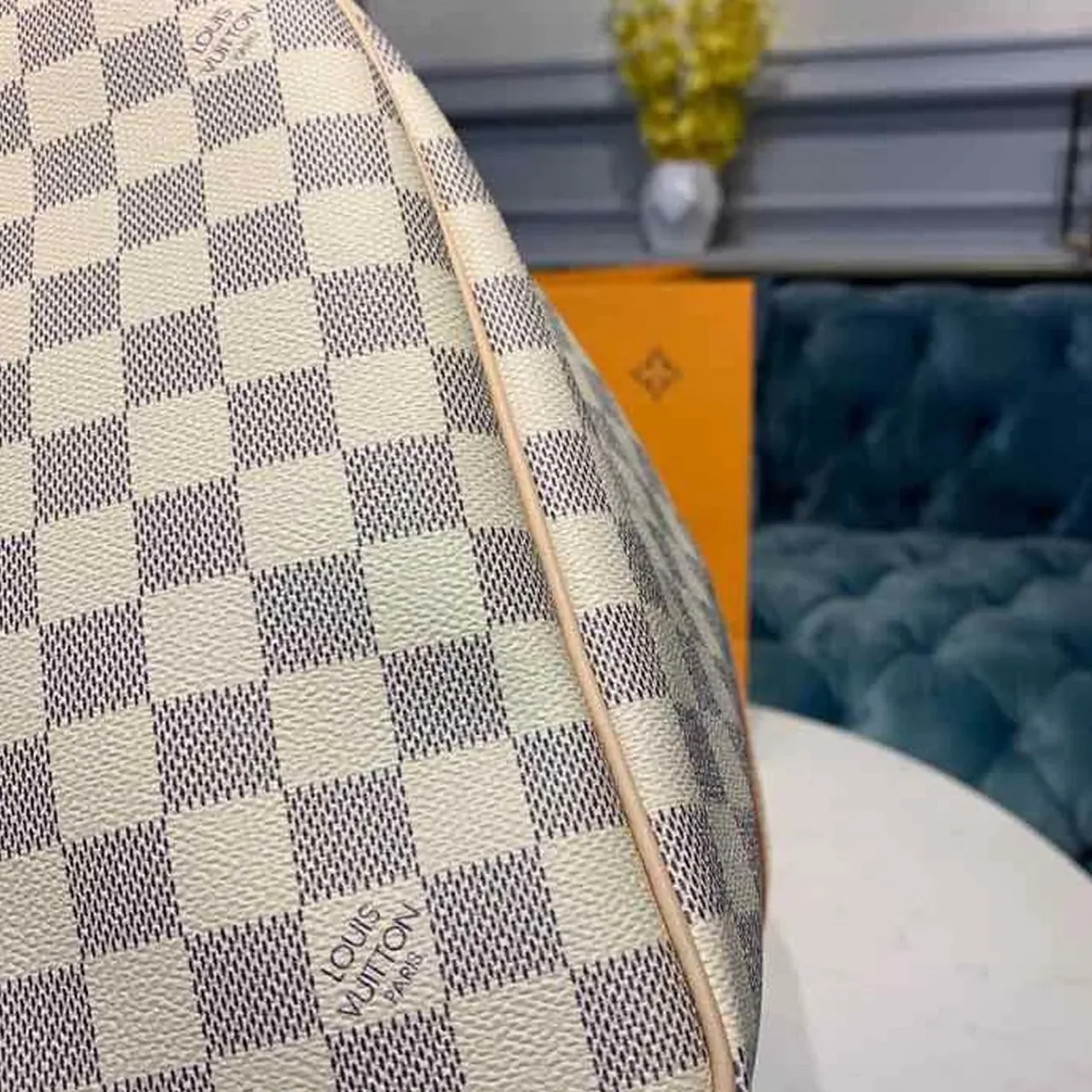 Louis Vuitton Keepall Bandouliere 55 Travel Bag in Damier Azur Gold Hardware Louis Vuitton Keepall Bandouliere 55 Travel Bag in Damier Azur Gold Hardware