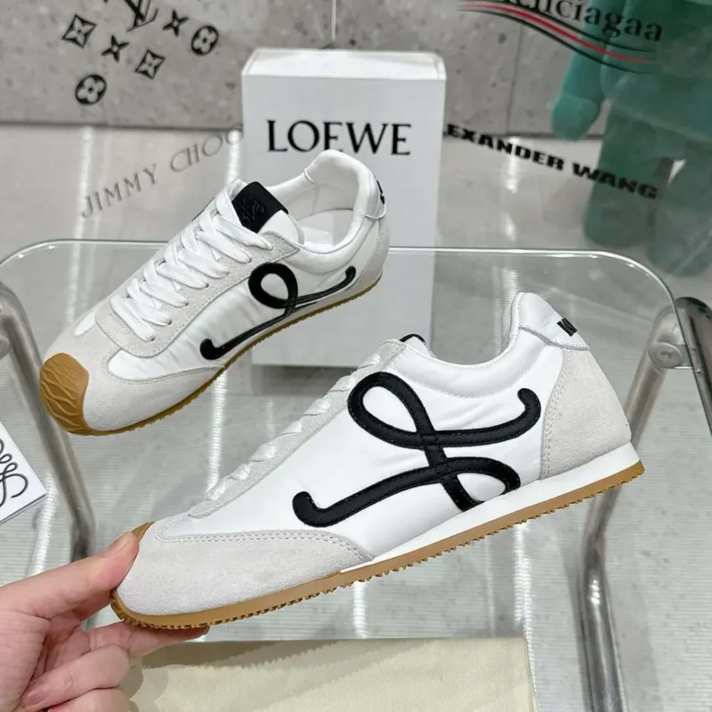 Loewe Ballet Runner 2.0 in Nylon and Calfskin for Unisex in White Loewe Ballet Runner 2.0 in Nylon and Calfskin for Unisex in White