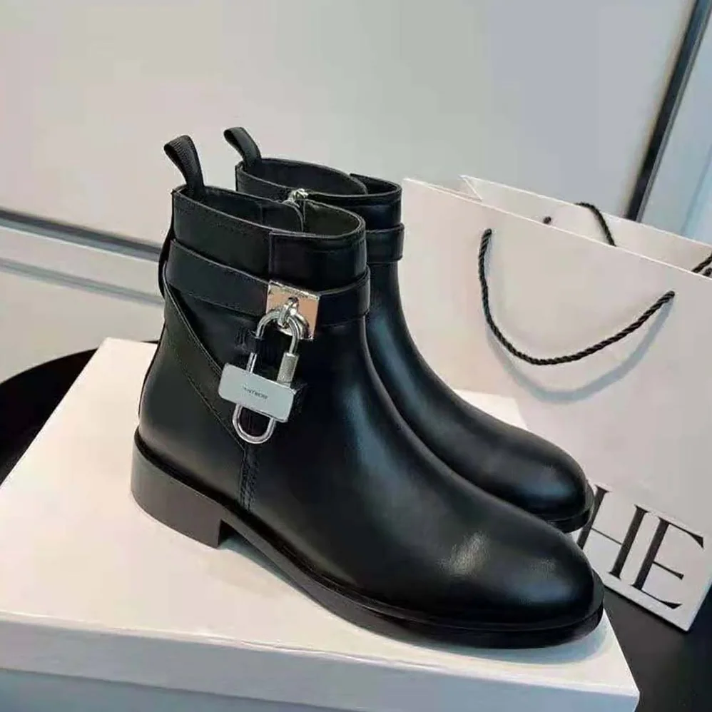 Givenchy Boots in Leather with Padlock for Women