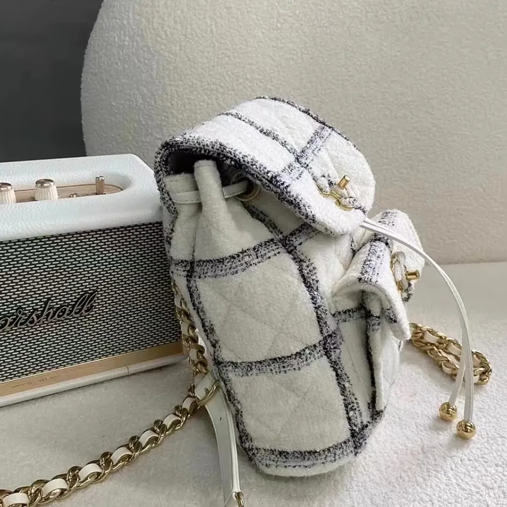 Backback White / Backback White /
