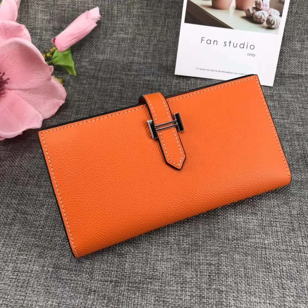 Hermes Medium Bearn Wallet in Epsom Calfskin Leather in Orange