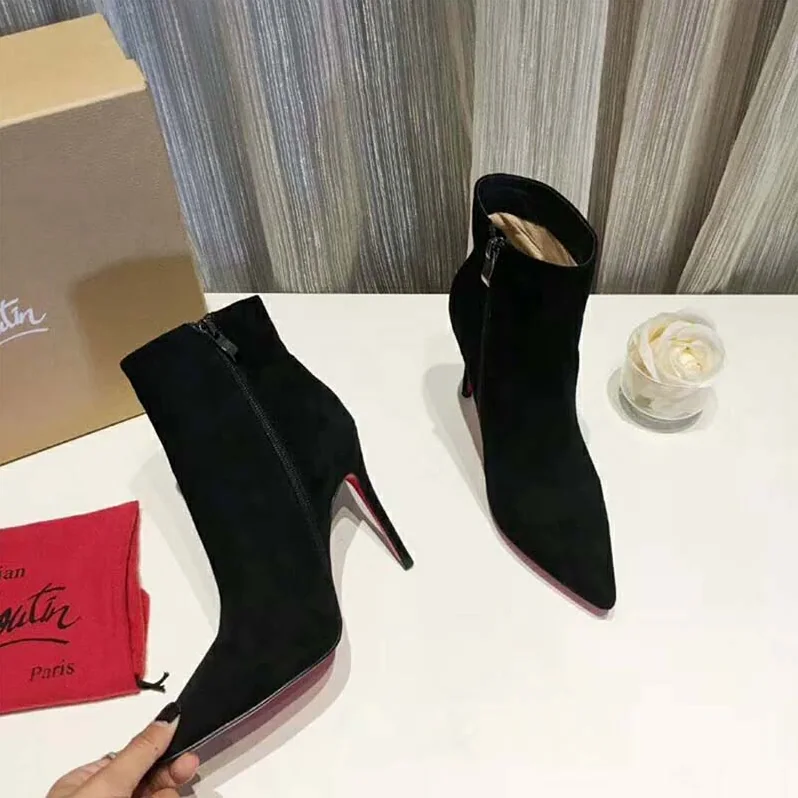 Christian Louboutin Shoes Eloise Booty 100 mm for Women in Black Christian Louboutin Shoes Eloise Booty 100 mm for Women in Black