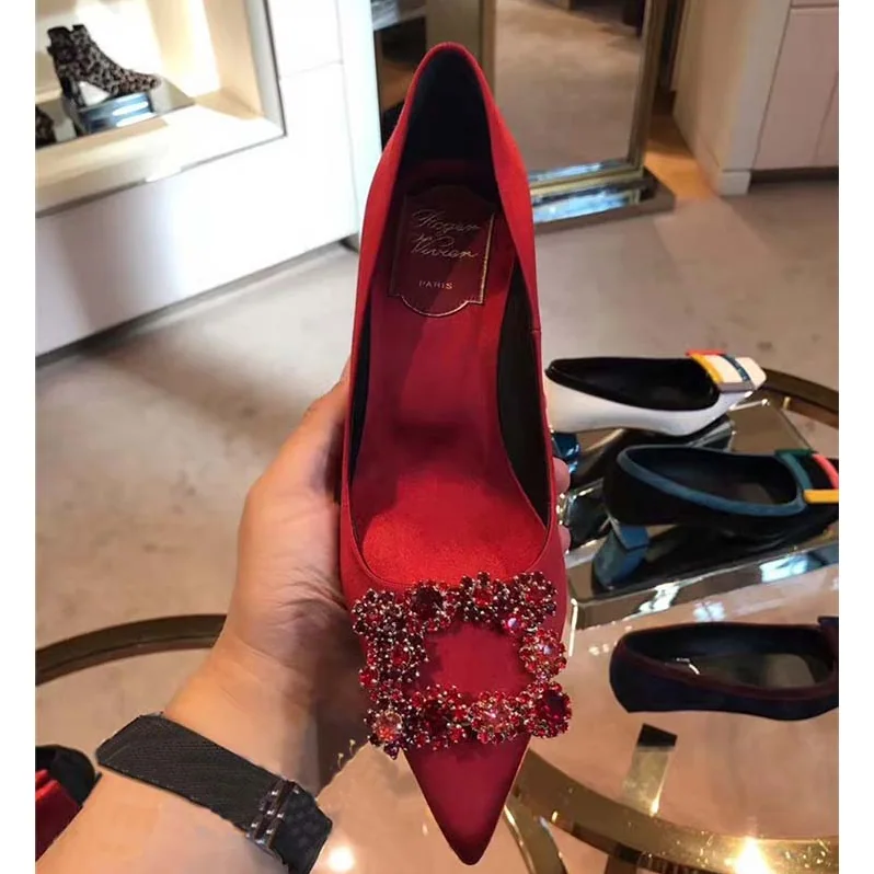 Roger Vivier Silk Flower Strass Pumps 65mm Heel for Women in Red