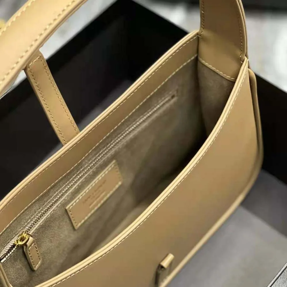 Saint Laurent YSL Le 5 A 7 Hobo Bag in Vegetable-Tanned Leather for Women in Sandy