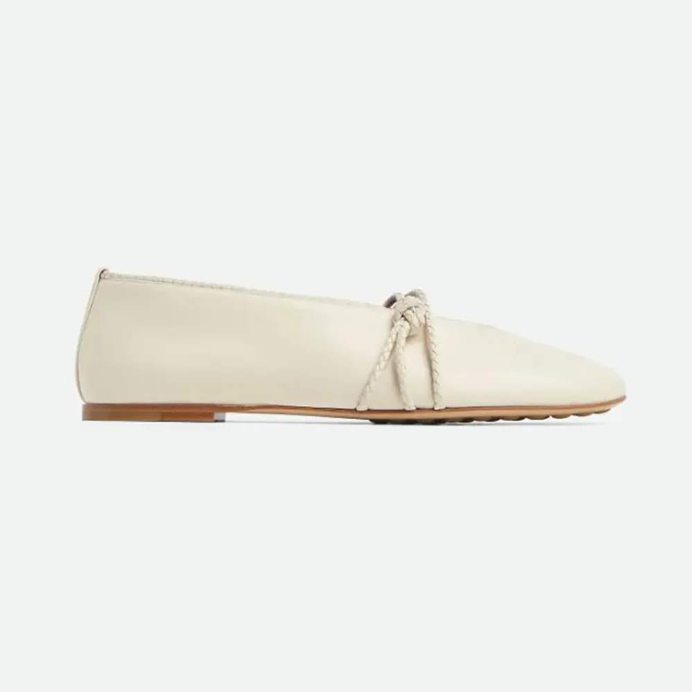Bottega Veneta Rosa Mary-Jane Ballerina for Women in Sea Salt Bottega Veneta Rosa Mary-Jane Ballerina for Women in Sea Salt