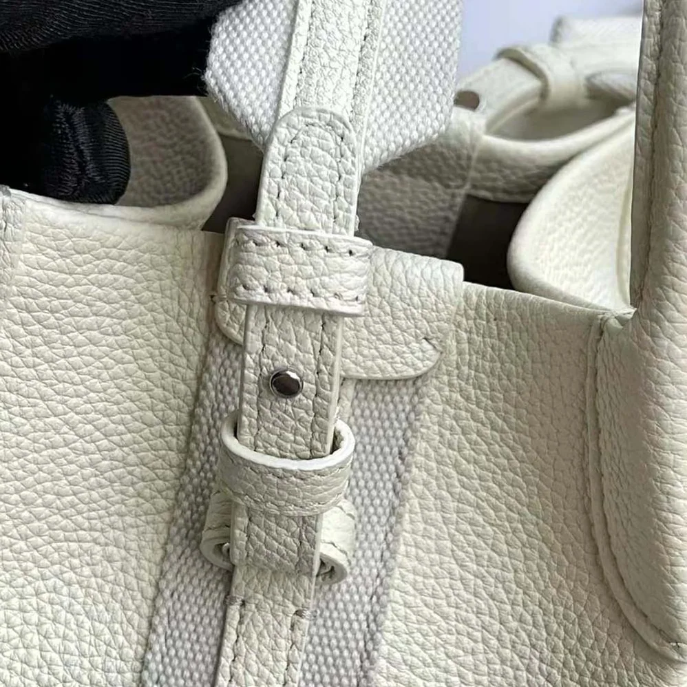 Loro Piana Micro Bale Bag in Calfskin Leather for Women in White Loro Piana Micro Bale Bag in Calfskin Leather for Women in White