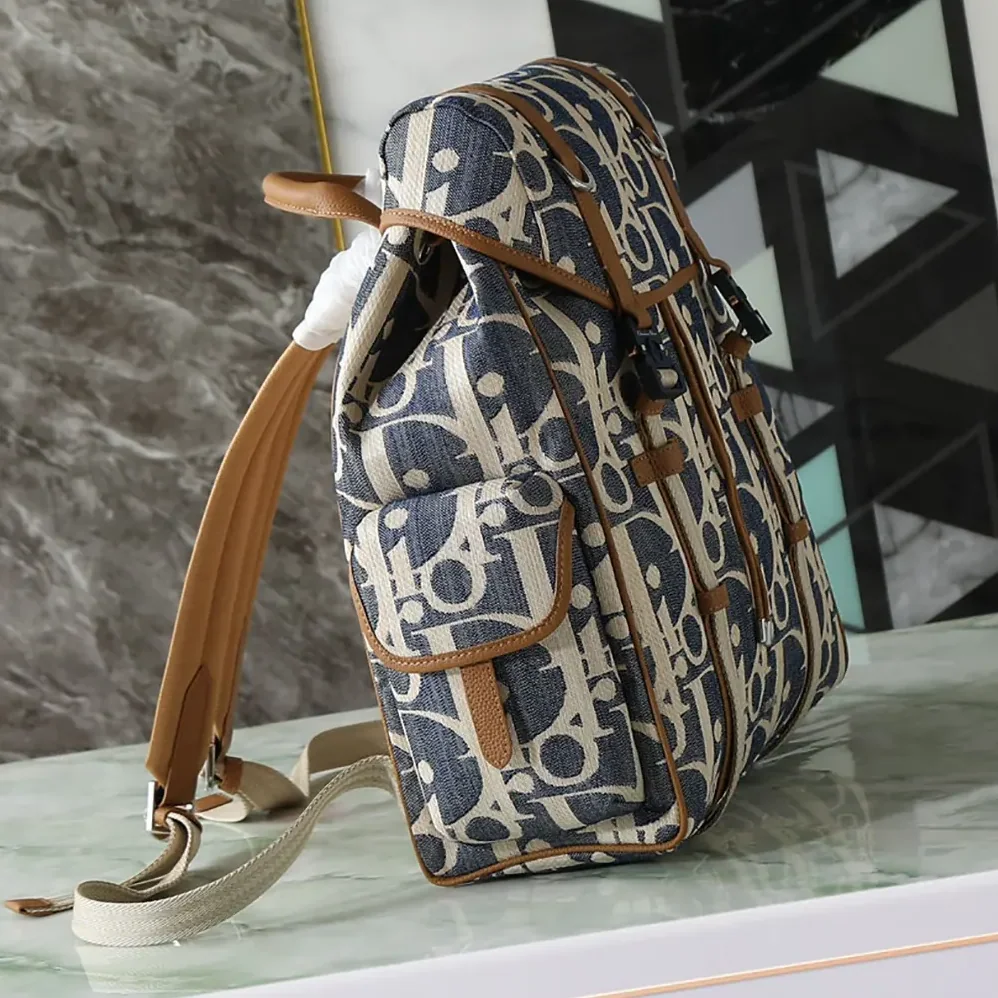 Dior Hit the Road Backpack with Flap Blue and Beige Raffia for Men in Effect Dior Oblique Denim Dior Hit the Road Backpack with Flap Blue and Beige Raffia for Men in Effect Dior Oblique Denim