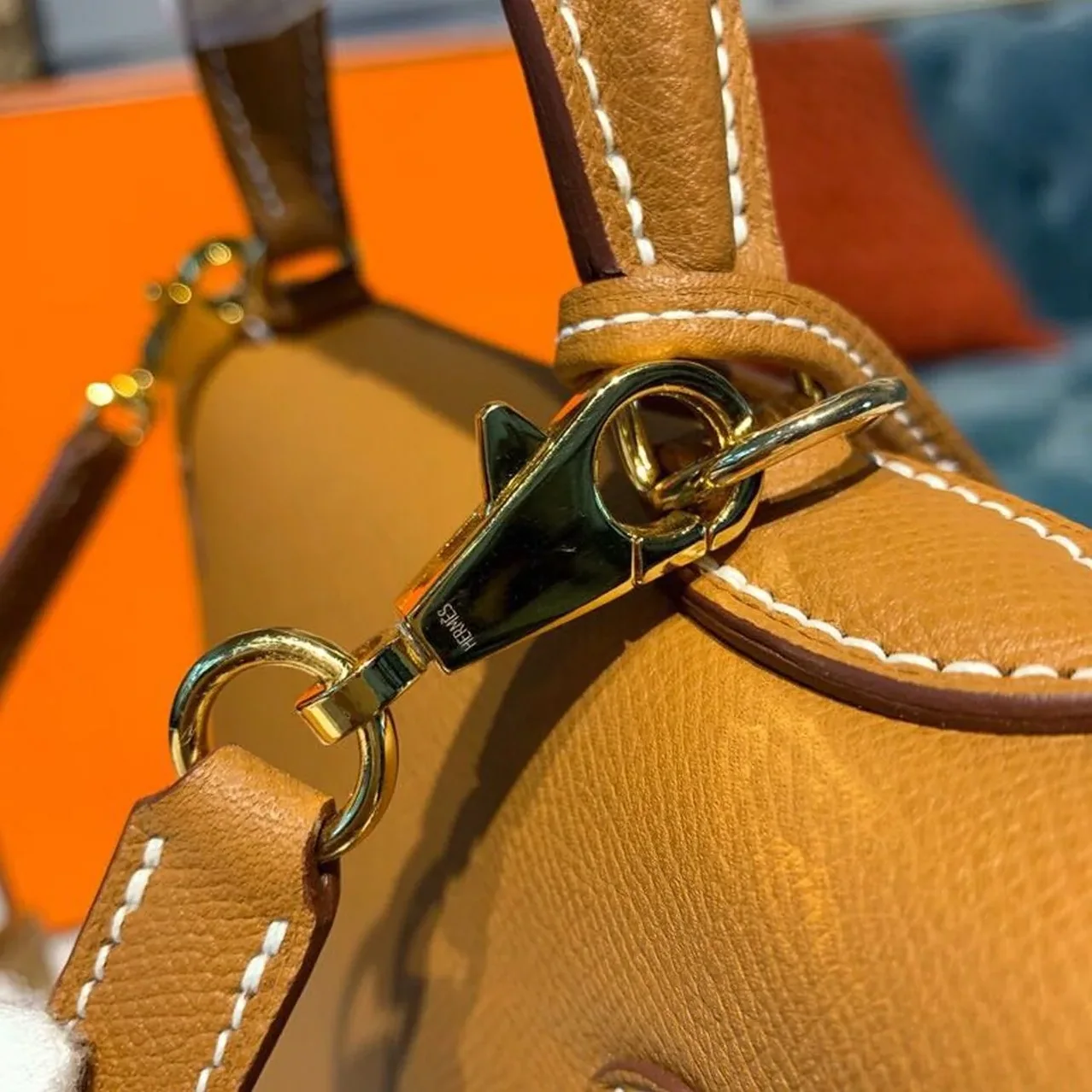 Hermes Kelly Gold Gold Toned Hardware / Hermes Kelly Gold Gold Toned Hardware /