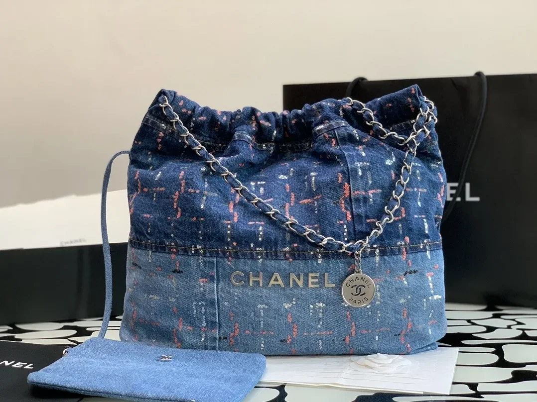 Chanel Demin Medium Bag Blue / Chanel Demin Medium Bag Blue /