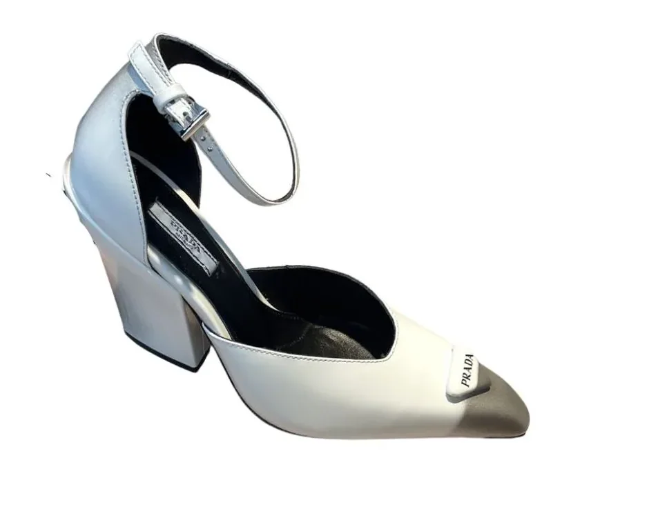 Prada Brushed Pumps White / Prada Brushed Pumps White /
