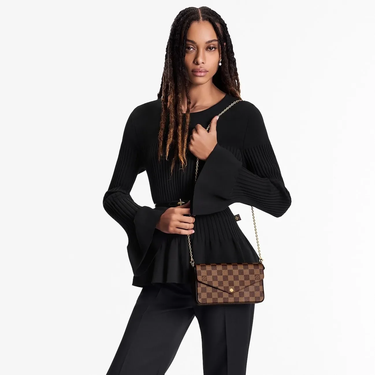 Louis Vuitton Pochette Felicie Shoulder Bag in Brown Gold Hardware Louis Vuitton Pochette Felicie Shoulder Bag in Brown Gold Hardware