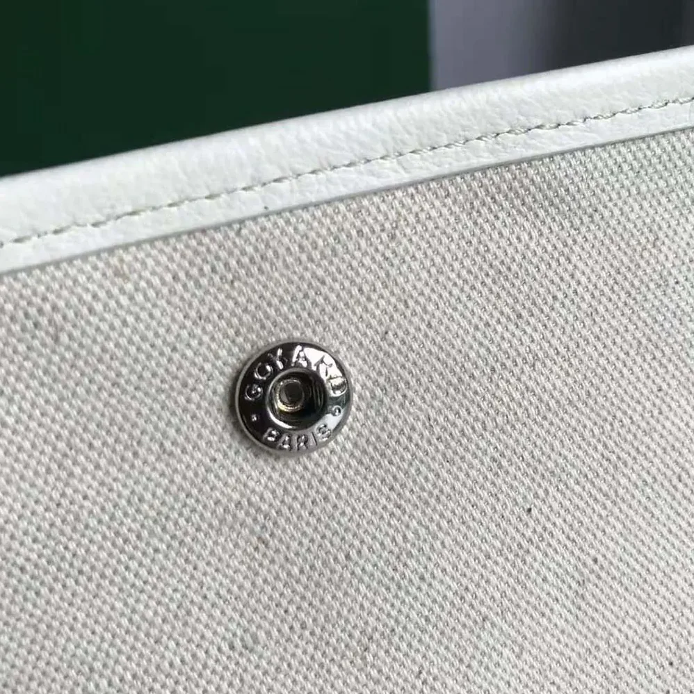 Goyard Plumet Pocket Wallet for Women in White Goyard Plumet Pocket Wallet for Women in White