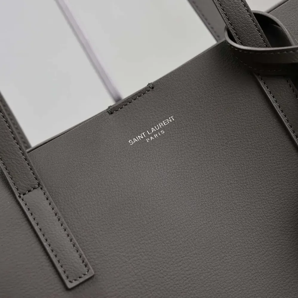 Saint Laurent YSL Shopping Saint Laurent in Leather for Women in Gray