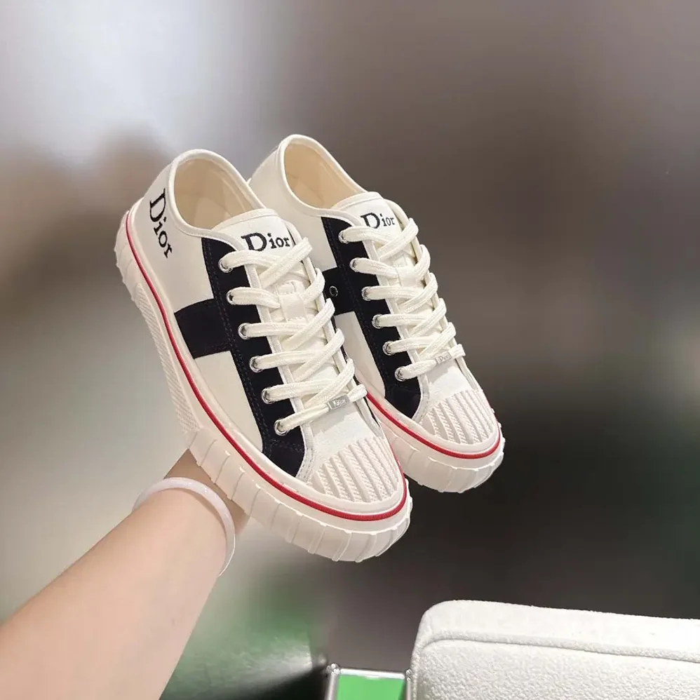 Dior Hooper Low-Top Sneaker White Canvas and Navy Blue Suede Calfskin for Unisex Dior Hooper Low-Top Sneaker White Canvas and Navy Blue Suede Calfskin for Unisex