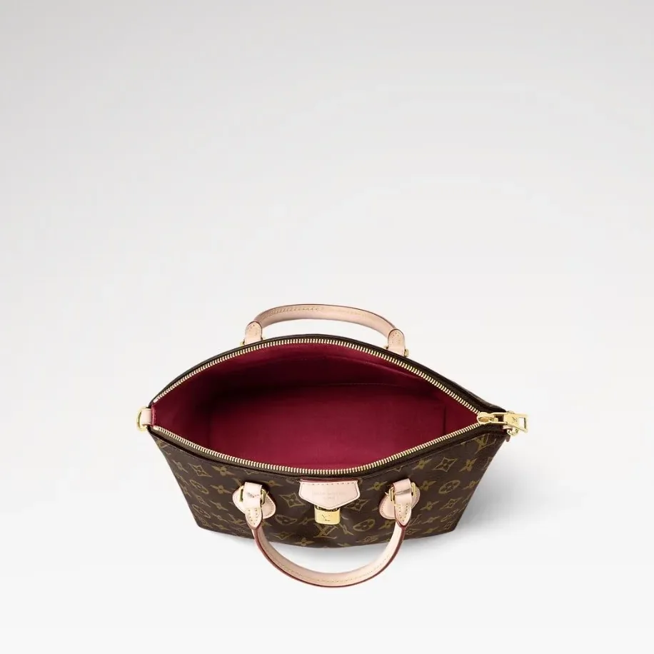 Louis Vuitton Boétie PM Monogram Canvas / Louis Vuitton Boétie PM Monogram Canvas /