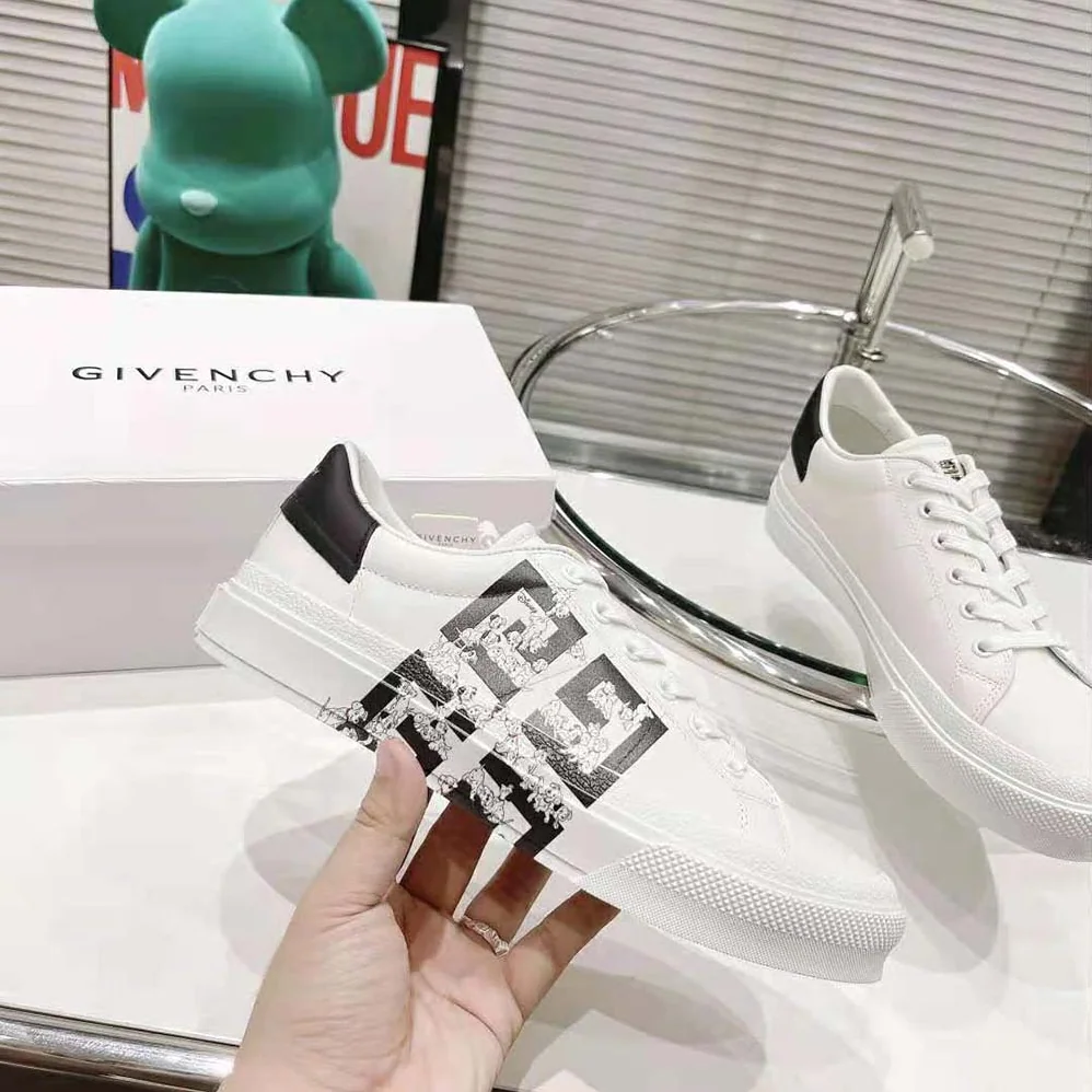 Givenchy 101 Dalmatians City Sport Sneakers in Leather for Men
