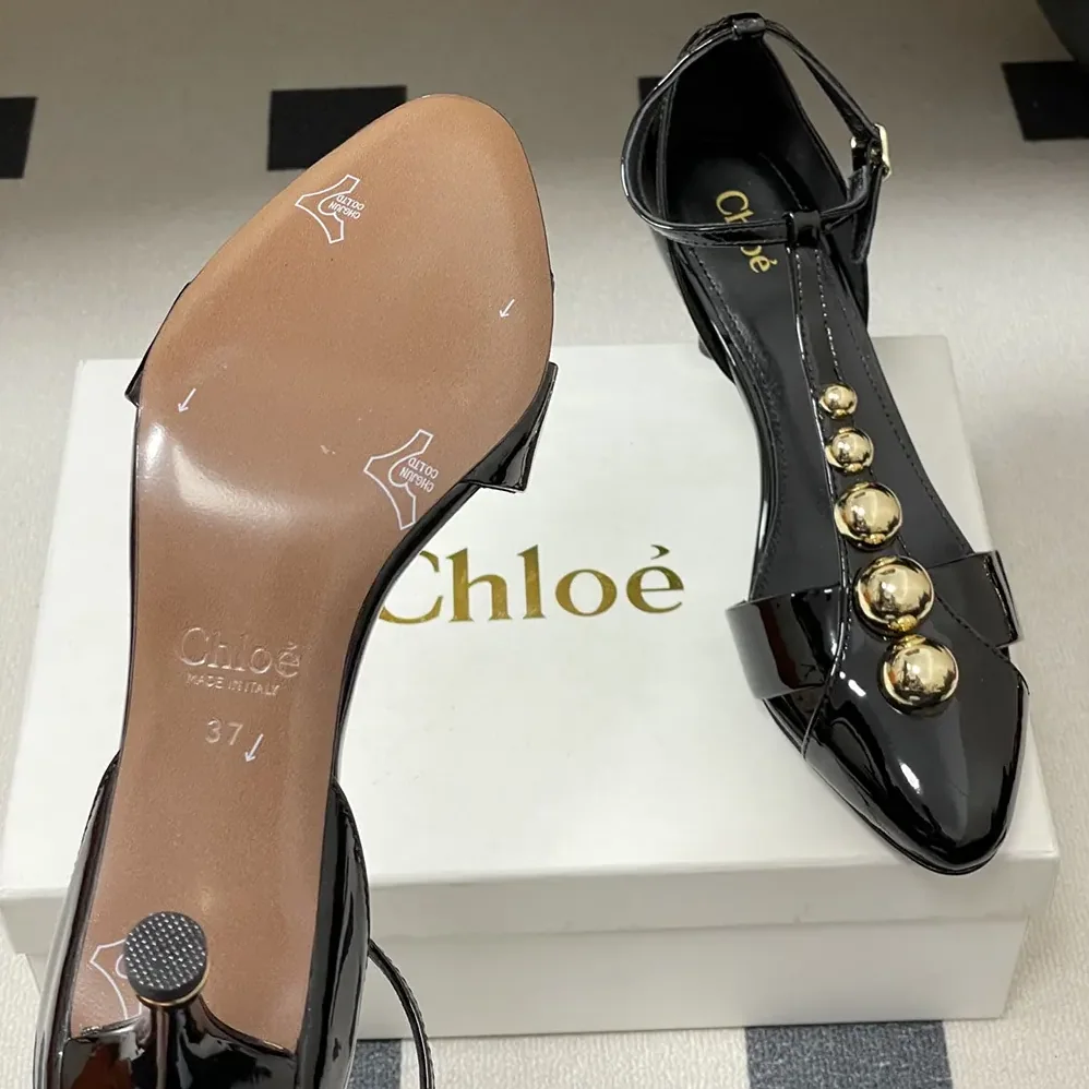 Chloe Cleia Heeled Sandal for Women in Black Chloe Cleia Heeled Sandal for Women in Black