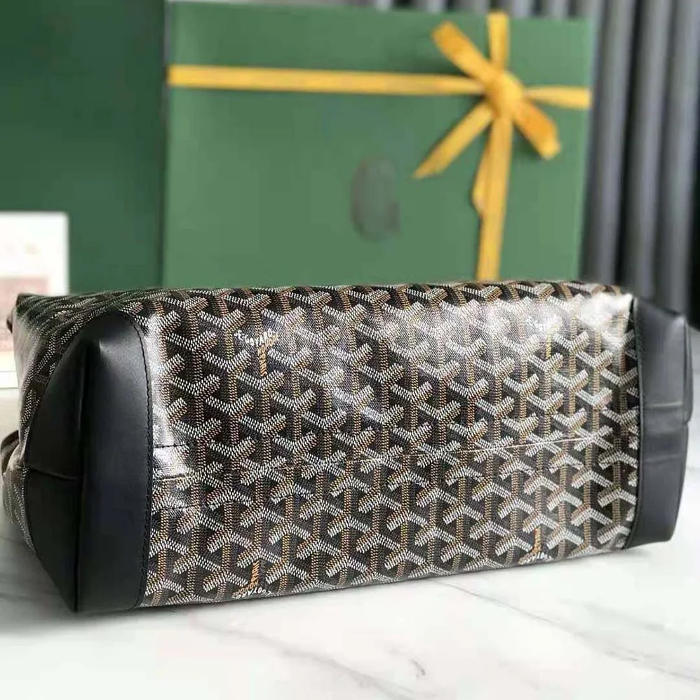 Goyard Bellechasse Biaude PM Bag for Women in Black