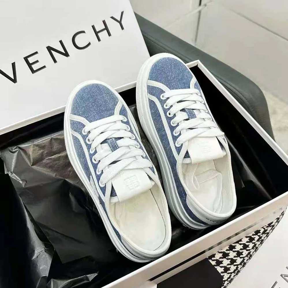 Givenchy City Platform Sneakers in Denim for Women in Blue