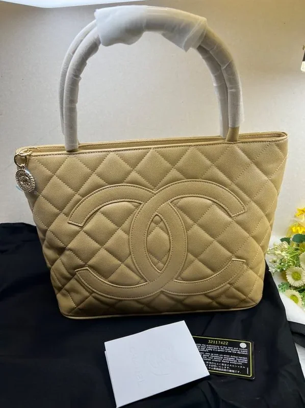 Chanel Medallion Tote Gold Hardware Caviar Yellow /