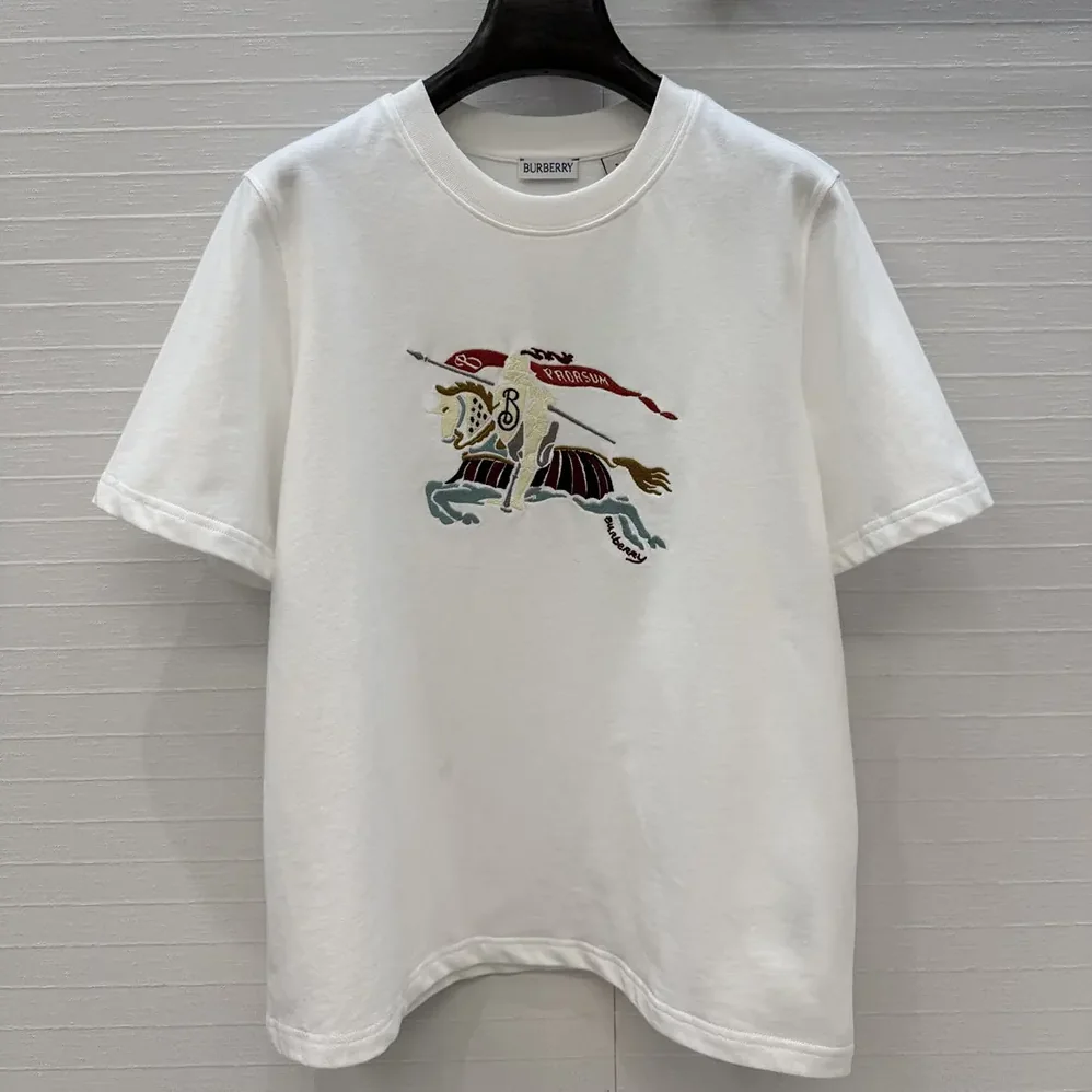 Burberry Crystal EKD Cotton T-shirt for Women in White Burberry Crystal EKD Cotton T-shirt for Women in White