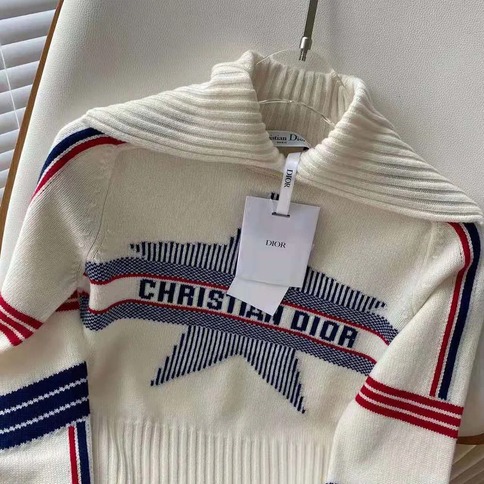 Dior Dioralps Stand Collar Sweater White Three-Tone Dior Star Wool Knit and Cashmere for Women Dior Dioralps Stand Collar Sweater White Three-Tone Dior Star Wool Knit and Cashmere for Women