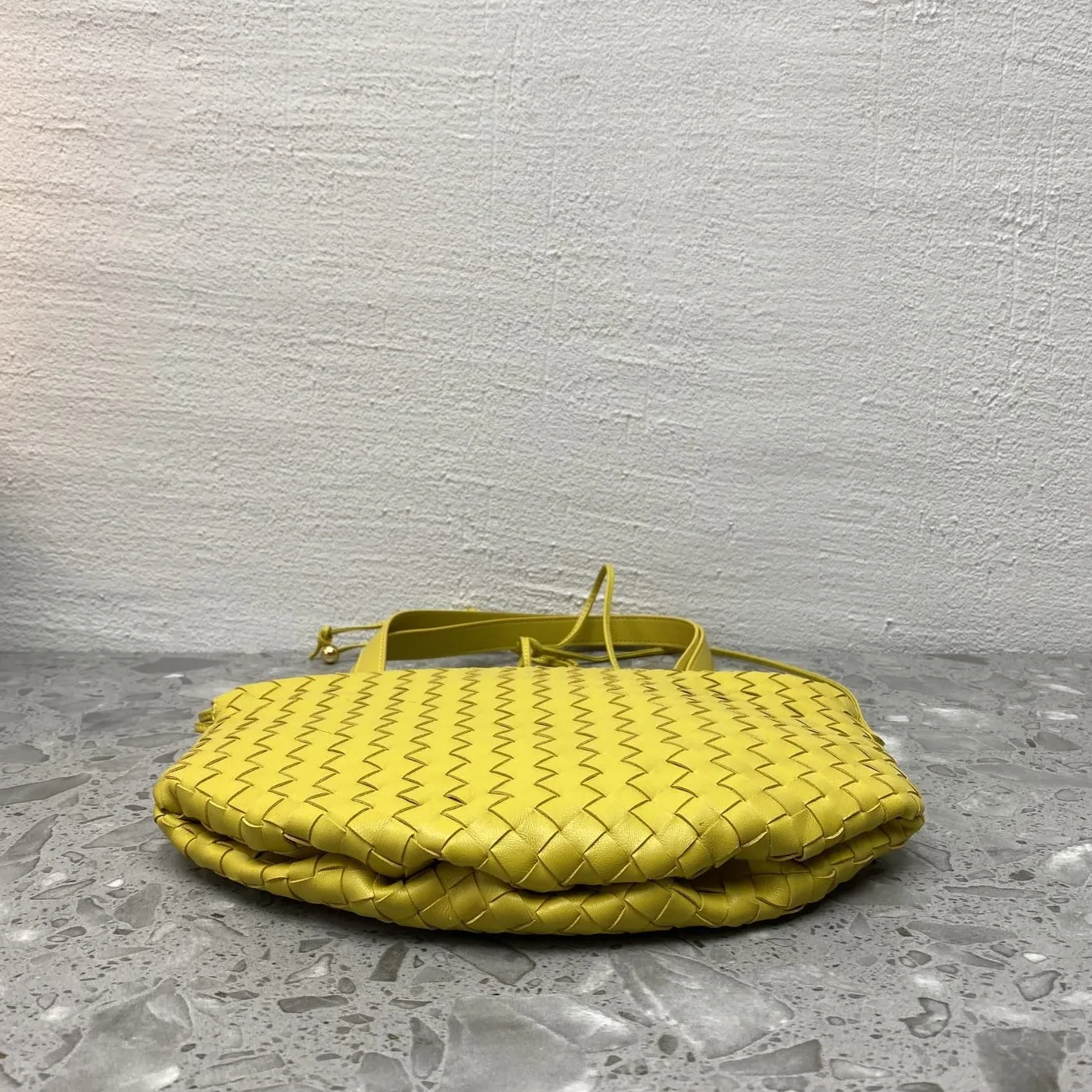 Bottega Veneta Shoulder Bag Yellow Bottega Veneta Shoulder Bag Yellow