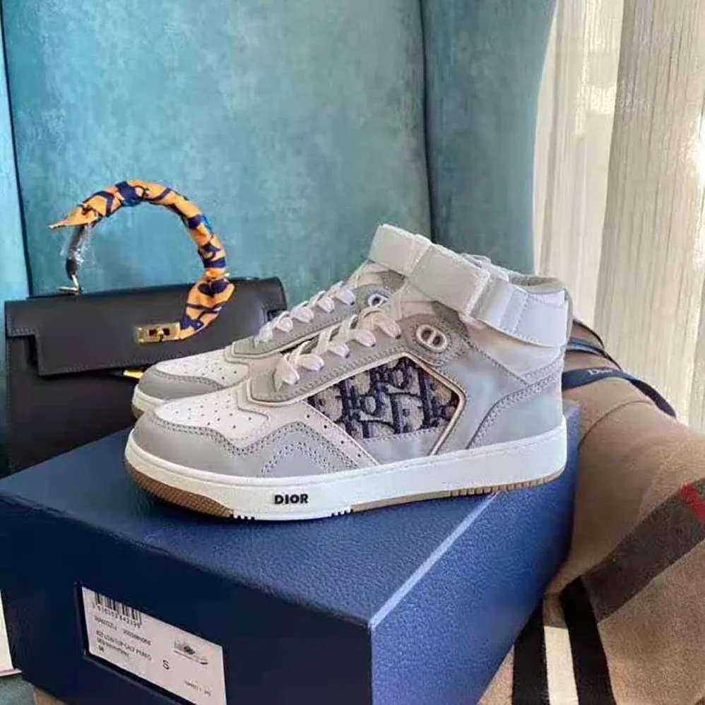Dior B27 High-Top Sneaker Smooth Calfskin with Dior Oblique Jacquard for Men in Silver Dior B27 High-Top Sneaker Smooth Calfskin with Dior Oblique Jacquard for Men in Silver