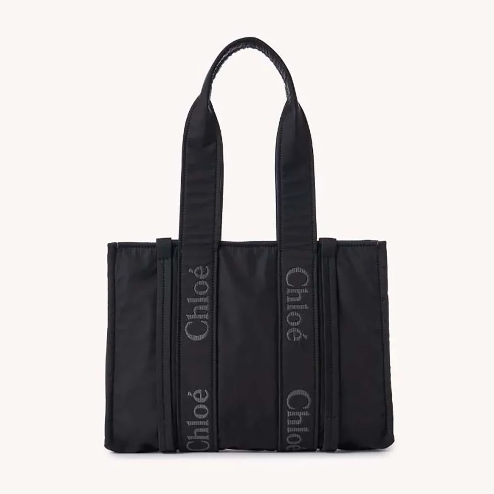 Chloe Medium Woody Tote Bag for Women in Black Chloe Medium Woody Tote Bag for Women in Black